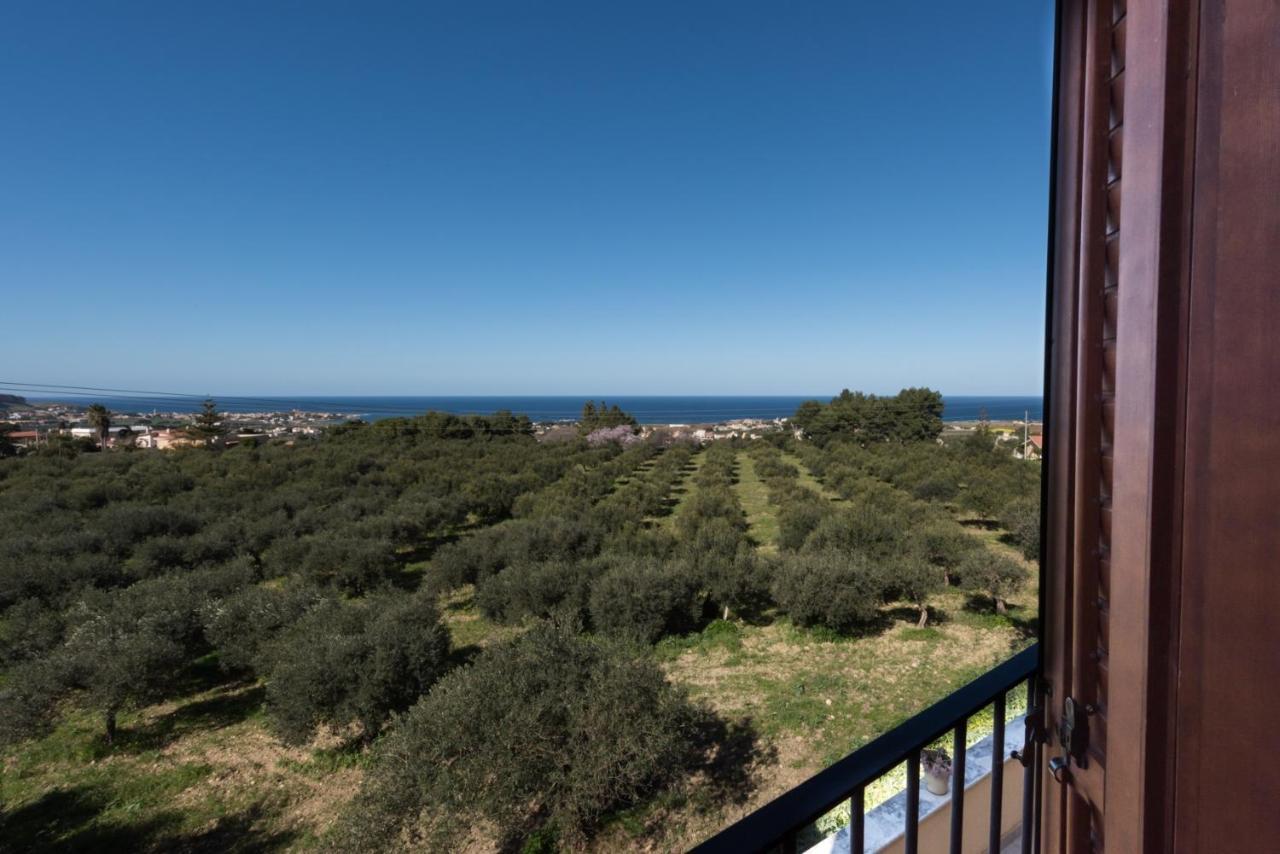 Casale Belvedere Vista Mare 발더라이스 외부 사진
